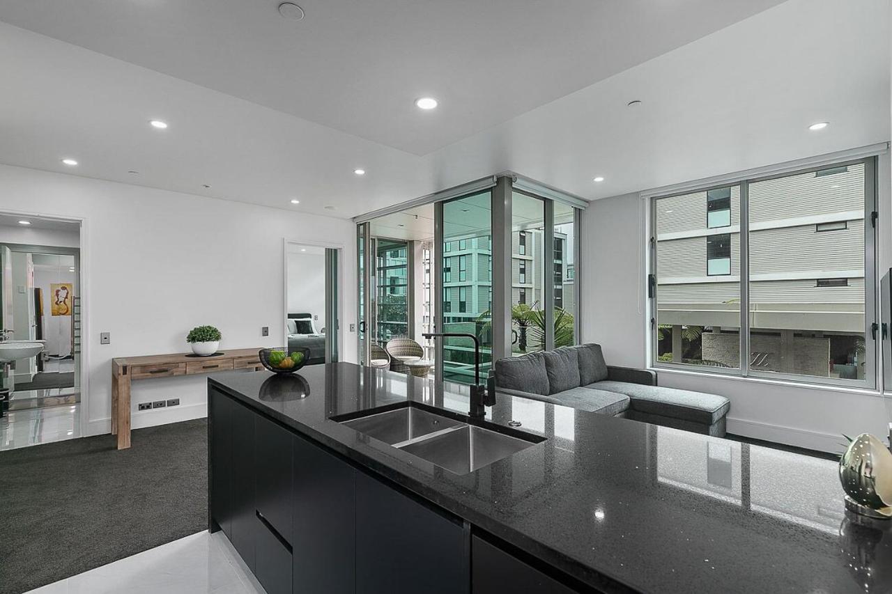 Qv Upscale Modern Viaduct Apt With Parking - 965 Окленд Экстерьер фото