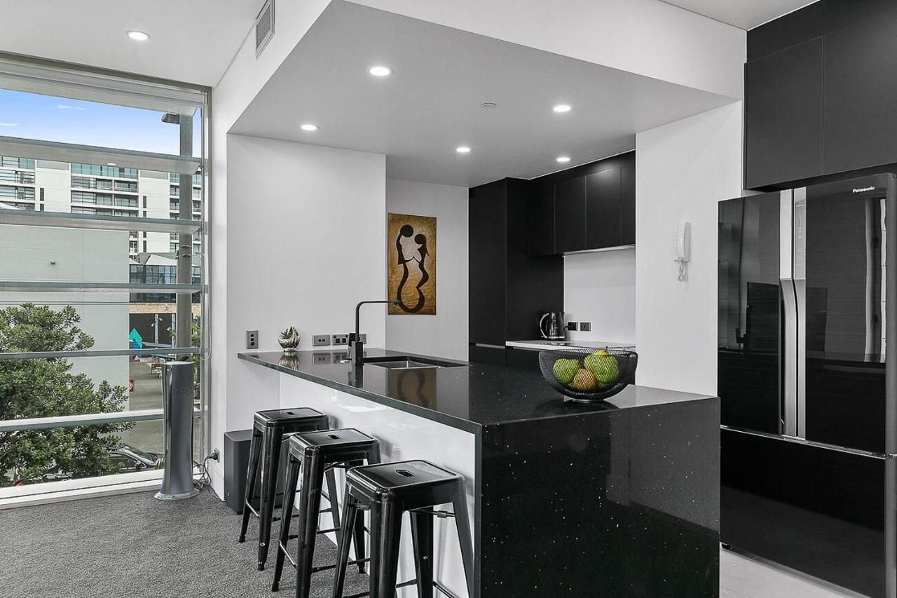 Qv Upscale Modern Viaduct Apt With Parking - 965 Окленд Экстерьер фото