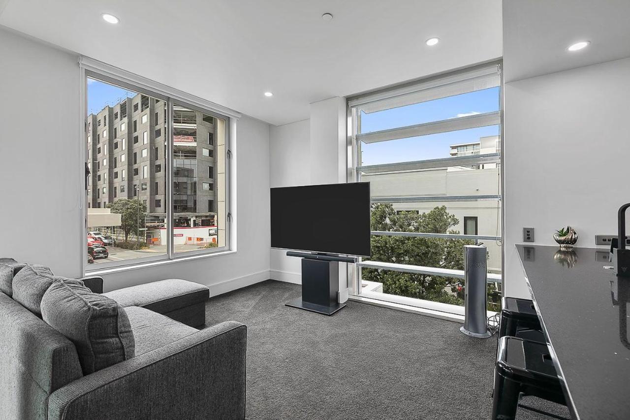 Qv Upscale Modern Viaduct Apt With Parking - 965 Окленд Экстерьер фото